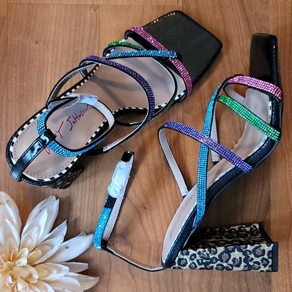 BETSEY JOHNSON Graviti Embellished Leopard Print Block Heel Sandal Size 9.5 - Picture 1 of 10